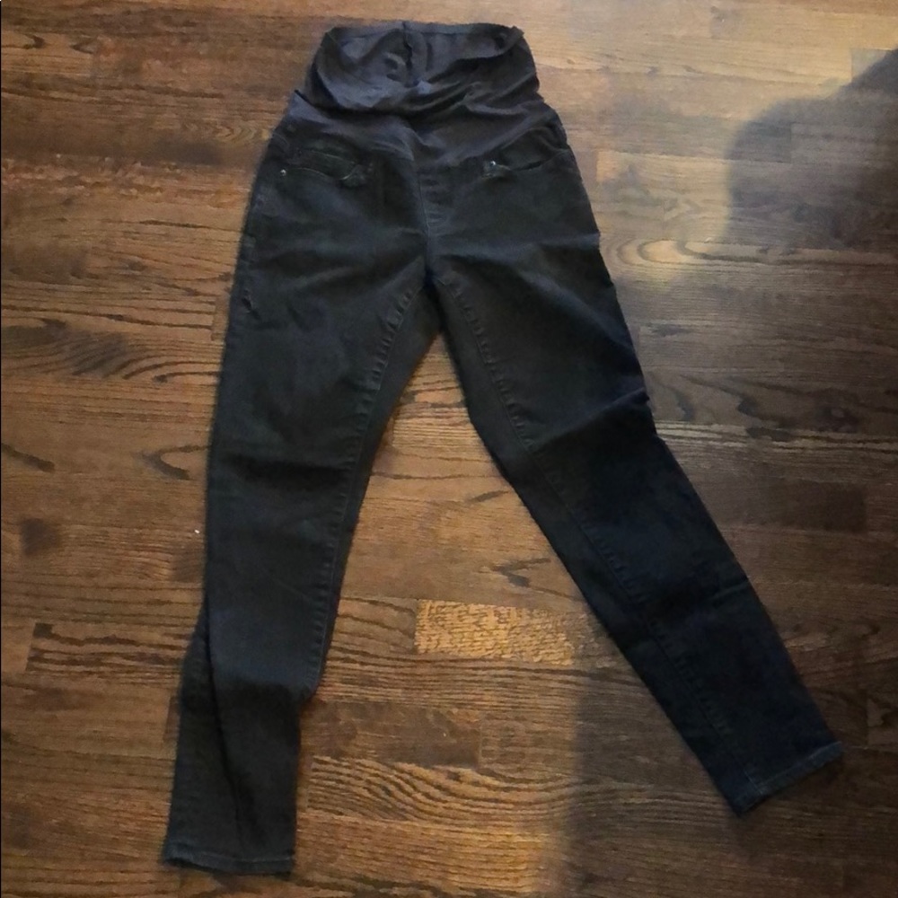Gsp true skinny maternity jeans.
